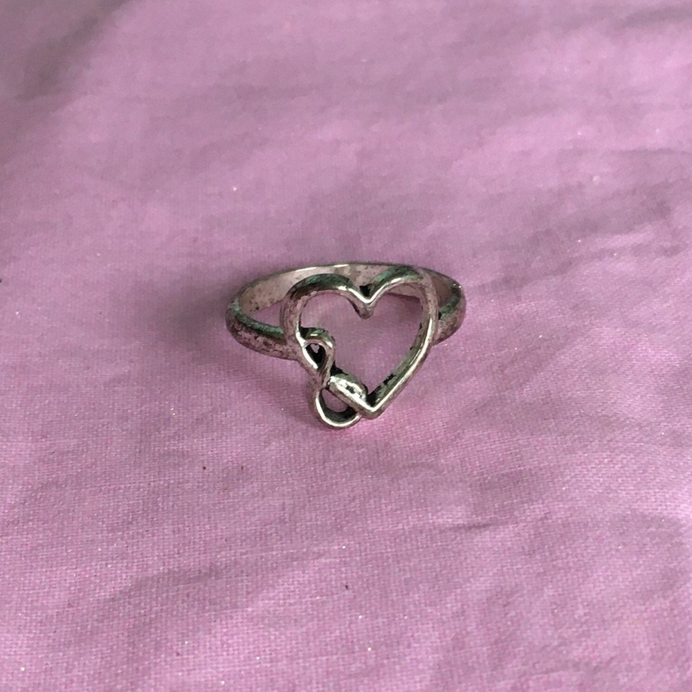 Vintage Silver Carved Infinity Loop Heart Ring
